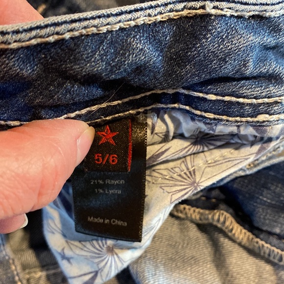 People’s Liberation size 5/6 - Picture 5 of 6